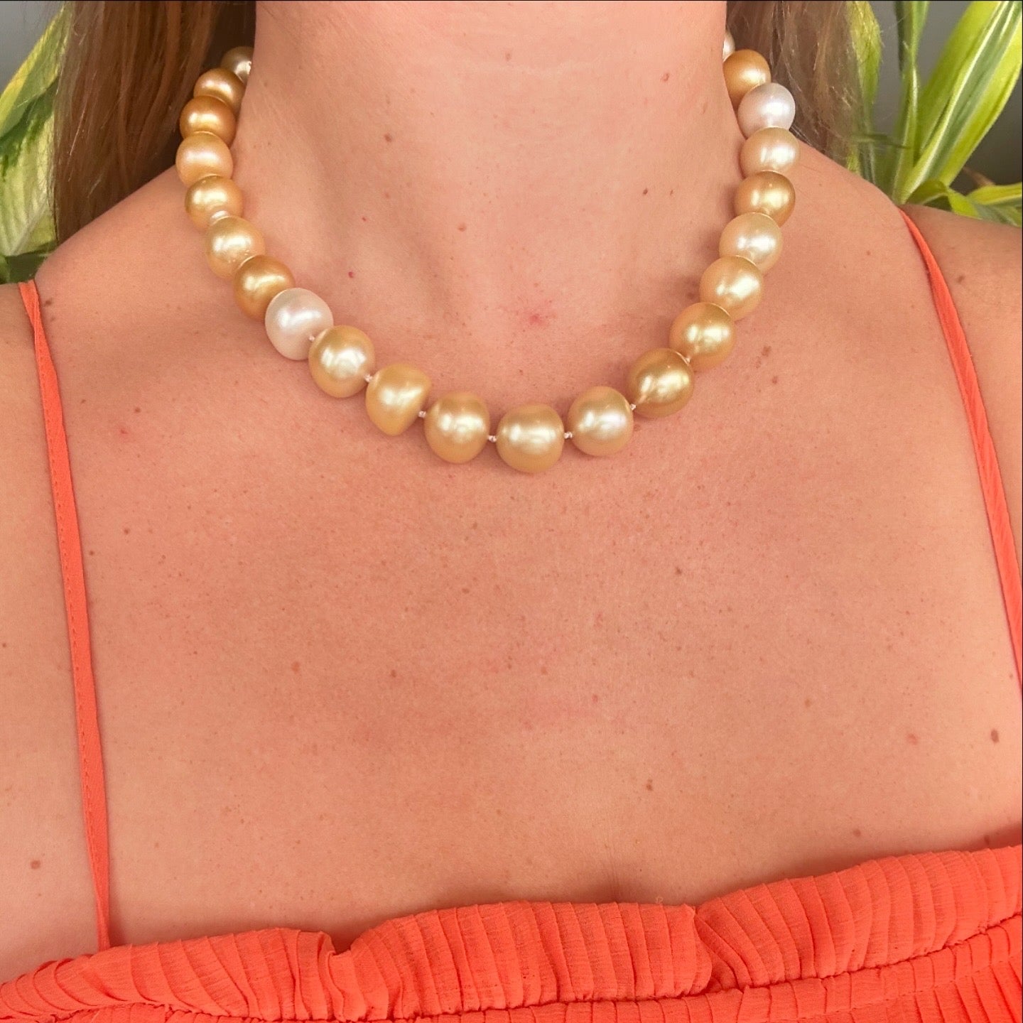 14K Diamond South Sea Strand